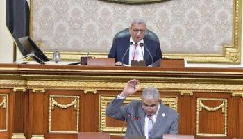 مجلس النواب يحظر إضراب العمال لتعديل اتفاقيات العمل الجماعية