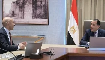رئيس الوزراء يبحث تطوير التعليم ومشروع “البكالوريا” مع وزير التربية والتعليم