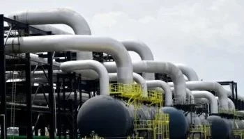 تراجع أسعار النفط العالمية وسط مخاوف من تباطؤ الطلب بسبب التوترات التجارية بين واشنطن وبكين