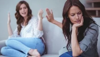 خمسة أنواع من الأشخاص تجنب صداقتهم حفاظًا على صحتك النفسية