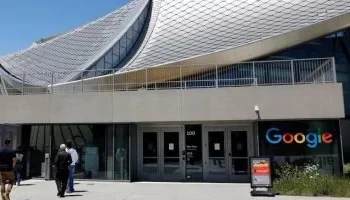 قاضٍ فيدرالي أمريكي يحكم بأن جوجل تمتلك احتكارًا غير قانوني في سوق الإعلانات الرقمية