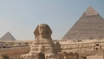 متابعة لحركة الزيارة بالأهرامات في ضوء التشغيل التجريبي لمشروع تطوير الخدمات