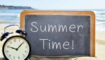 بدء العمل بالتوقيت الصيفي في مصر اليوم الجمعة 25 أبريل 2025