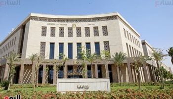 المالية تعلن موعد صرف مرتبات أبريل 2025 وزيادات جديدة في الأجور بدءًا من يوليو