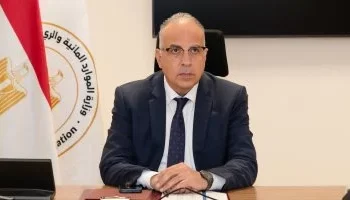 وزير الري يتابع استعدادات محطات الرفع لفترة أقصى الاحتياجات المائية