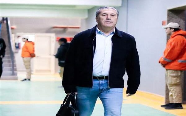 بيسيرو يجتمع بلاعبي الزمالك استعدادا لمواجهة المصري في الدوري الممتاز