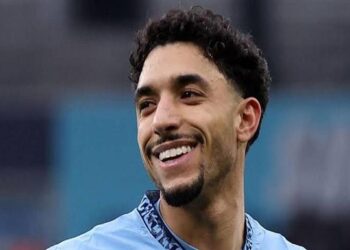 عمر مرموش يقود مانشستر سيتي في مواجهة أستون فيلا بالدوري الإنجليزي