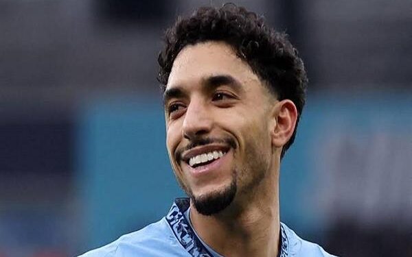 عمر مرموش يقود مانشستر سيتي في مواجهة أستون فيلا بالدوري الإنجليزي