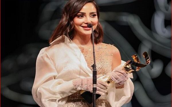 بسمة بوسيل تُعرب عن سعادتها بعد فوزها بجائزة “EMIGALA” الموسيقية وتعد بمفاجآت فنية قادمة