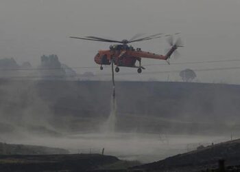 الجيش الإسرائيلي يستخدم طائرات C-130J لإخماد حرائق ضخمة قرب القدس