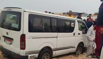 حادث انقلاب سيارة ميكروباص على الطريق الدولي الساحلي في كفر الشيخ يُسفر عن إصابة 14 شخصًا