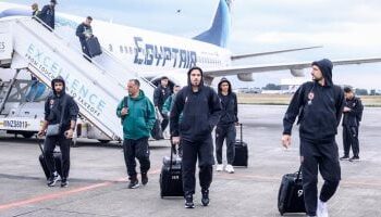 السفارة المصرية في جنوب إفريقيا تستقبل بعثة الأهلي استعدادًا لمواجهة صن داونز