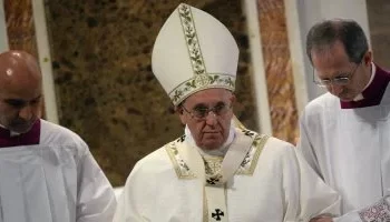 مفتي الجمهورية ينعى البابا فرنسيس: رمز عالمي للسلام والحوار الإنساني