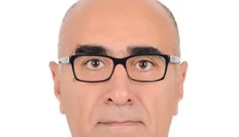 جامعة القاهرة تهنئ الدكتور حازم بيومي السباعي لفوزه بالميدالية الفضية في معرض جنيف الدولي للاختراعات 2025