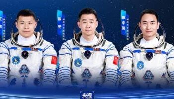 الصين تطلق “شنتشو-20” غداً ضمن برنامجها الفضائي المأهول بمشاركة ثلاثة رواد