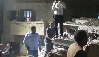 العثور على جثة طفلة وانتشال 7 مصابين في حادث انهيار عقار بأسيوط