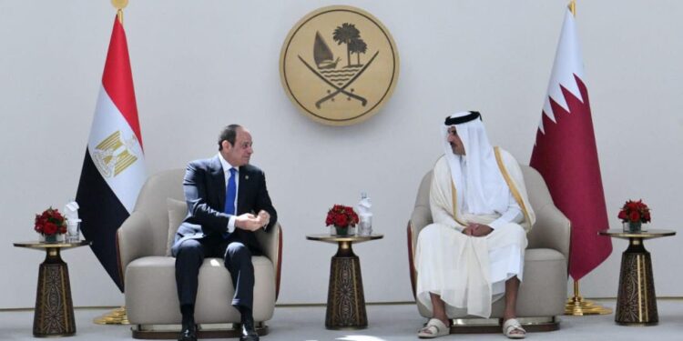 الرئيس السيسي يصل إلى الدوحة في مستهل جولته الخليجية