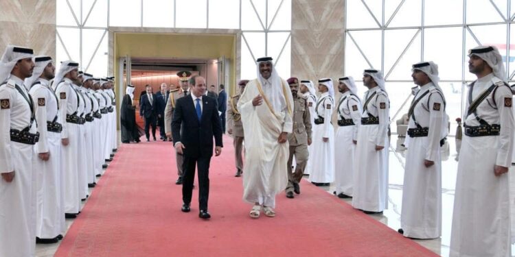 بيان مشترك بين مصر وقطر: زيارة السيسي إلى الدوحة تعزز العلاقات وتدفع التعاون لمستويات أرحب