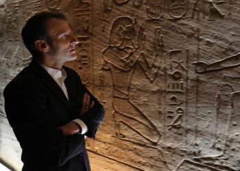 ماكرون يشيد بالشراكة الاستراتيجية مع مصر ويؤكد دعم بلاده لاستقرارها وتنميتها