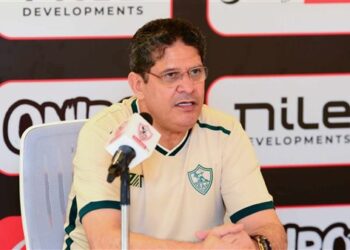 أيمن الرمادي: الزمالك فريق ممتع وسعيد بتولي قيادته الفنية