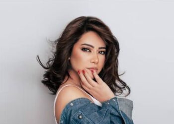 بلاغ ضد شيرين عبد الوهاب بتهمة الإساءة لمدير صفحاتها في الشيخ زايد