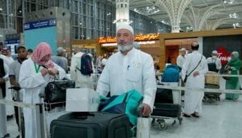 وصول 4000 حاج من بعثة قرعة الحج إلى المدينة المنورة وبدء التفويج إلى مكة