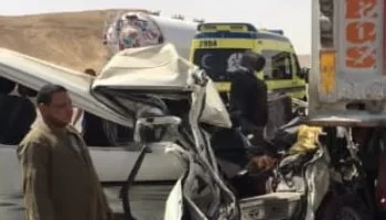 مصرع 3 أفراد وإصابة اثنين في حادث تصادم بين سيارتين بالشرقية