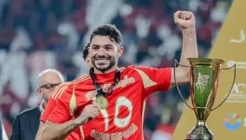 ياسر إبراهيم يعود لقيادة دفاع الأهلي أمام حرس الحدود بعد غياب أشرف داري