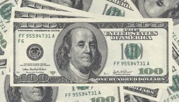 استقرار سعر الدولار في البنوك المصرية اليوم الخميس 15 مايو 2025