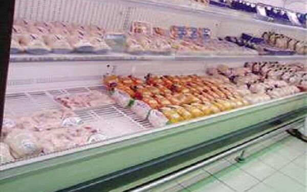 التموين تعلن سعر كيلو الدواجن المجمدة في المجمعات الاستهلاكية.. وضخ كميات كبيرة لضبط الأسواق