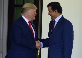 أمير قطر والرئيس الأمريكي يشهدان التوقيع على مذكرات تفاهم بين البلدين