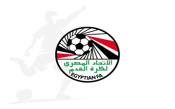 اتحاد الكرة يخاطب الأندية بشأن تراخيص العمل للاعبين والمدربين الأجانب