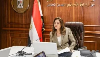 وزيرة التنمية المحلية: لا مكان للتقاعس في مشروعات الخدمات والتصالح على مخالفات البناء.. “انزلوا الشارع.. إحنا مش بتوع مكاتب”