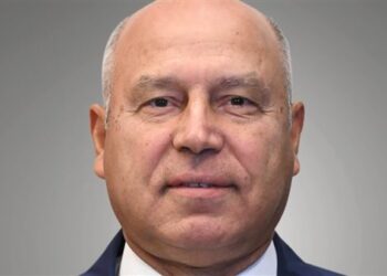 كامل الوزير: لن نغلق المصانع وسنقنن أوضاعها.. والرئيس يتابع بنفسه