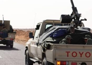 طرابلس تشتعل مجددًا.. المجلس الرئاسي يجمّد قرارات حكومة الدبيبة وسط اشتباكات دامية