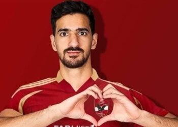 محمد علي بن رمضان يصل القاهرة تمهيدًا لانضمامه إلى الأهلي