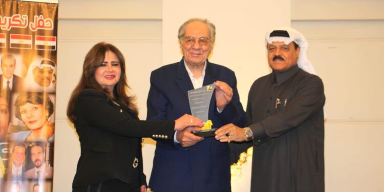 أبوحرب ورمزي بكرمان رموز المجتمع