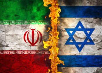 إسرائيل تشن هجومًا مباغتًا على طهران وتستهدف علماء ومنشآت نووية… وإيران تتوعد بـ”رد قاسٍ”