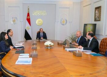 الرئيس السيسي يتابع خطط تعظيم العائد من أصول الدولة وزيادة الصادرات