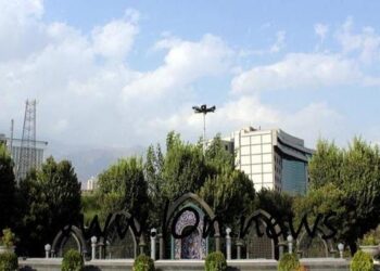 إعلام إيراني: مبنى الإذاعة والتلفزيون الرسمي يتعرض لهجوم إسرائيلي