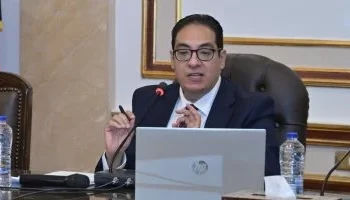 رئيس جامعة القاهرة يهنئ الرئيس السيسي والشعب المصري بعيد الأضحى المبارك