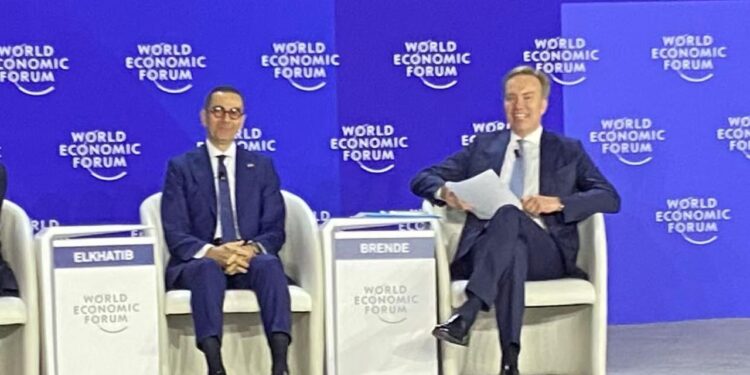 وزير الاستثمار يشارك في المنتدى الاقتصادي العالمي بالصين ويؤكد: مصر وجهة جاذبة للاستثمار