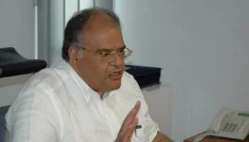 ممدوح عباس ينفي تدخله في تعاقدات الزمالك.. والنادي يتحرك لتحديد دور شيكابالا بعد الاعتزال