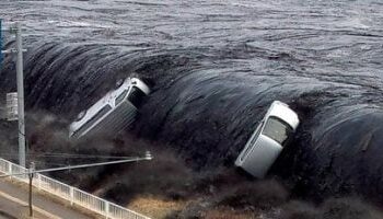 زلزال عنيف يضرب قبالة كامتشاتكا وتحذيرات من تسونامي في اليابان وروسيا