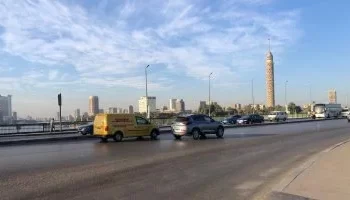 سيولة مرورية وانتظام في حركة السيارات بمحاور وميادين القاهرة والجيزة صباح اليوم