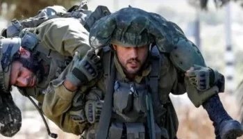 إعلام إسرائيلي: إجلاء مصابين بمروحيات عسكرية في “حدث أمني” بغزة