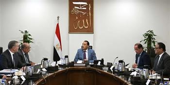 «مدبولي» يتابع إجراءات توفير الاعتمادات المالية المطلوبة للمواد البترولية لتشغيل محطات الكهرباء