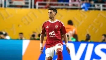 الأهلي يشترط مليون دولار للموافقة على بيع “كوكا” لقاسم باشا التركي