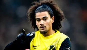 الزمالك يترقب وصول الفلسطيني آدم كايد لتوقيع العقود الرسمية بعد اجتياز الفحوصات الطبية