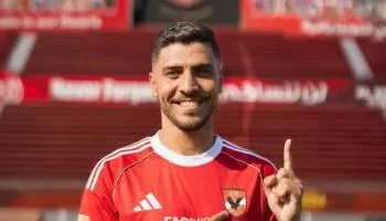 ريبيرو يراهن على محمد شريف في قيادة هجوم الأهلي.. و”جراديشار” احتياطي بقرار فني